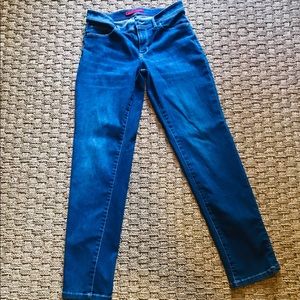 LL Bean ladies jean NWOT size 4